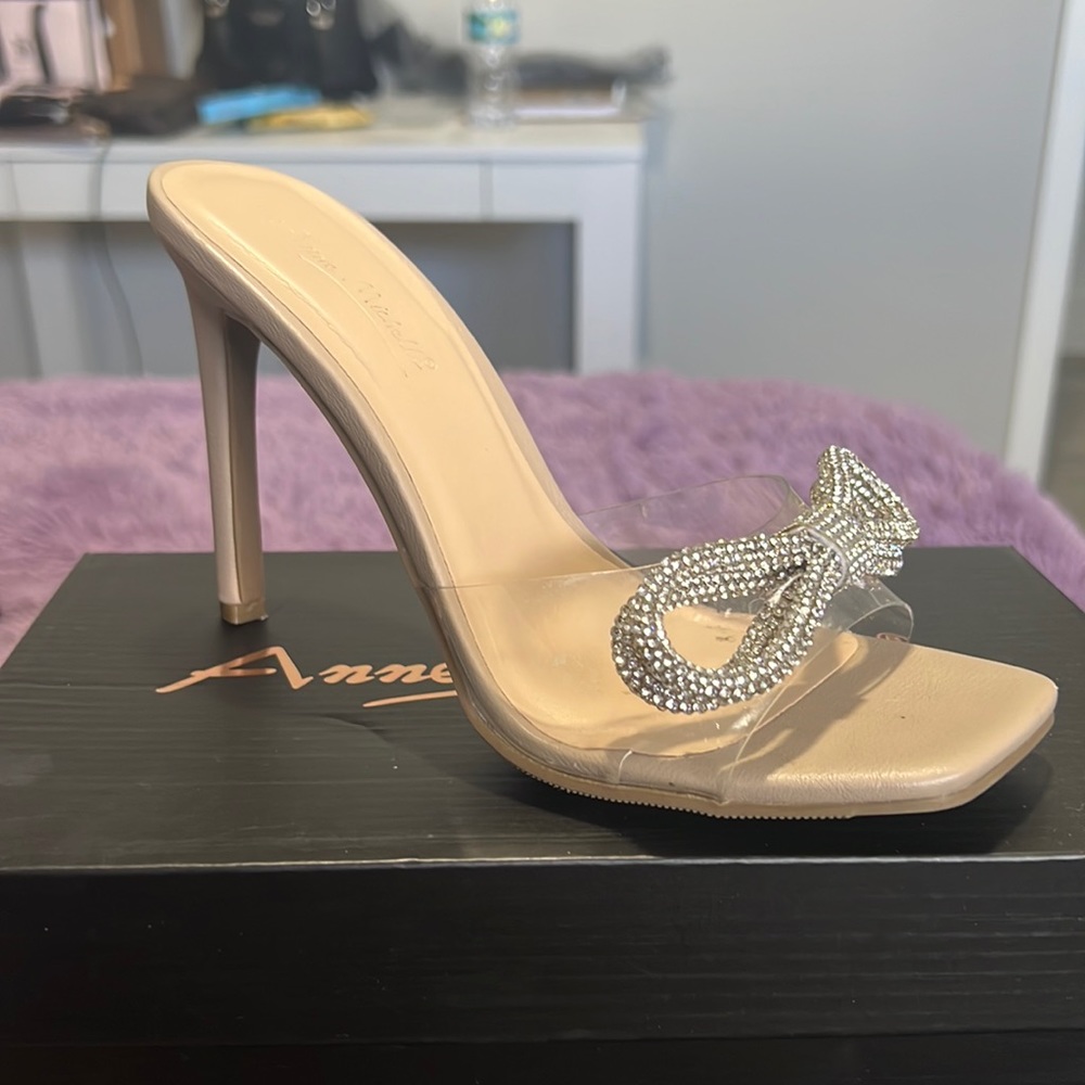 slip on clear bow heels